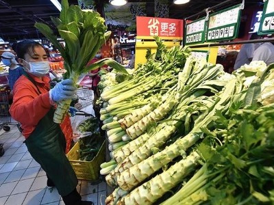 無需囤菜！實地探訪北京商超：果蔬充足 價格平穩(wěn)